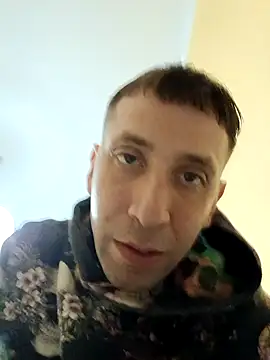 Snapshot of White_rabbit_ chatting on October 25, 2025, 11:53 am White rabbit online show from October 25, 2025, 11:53 am