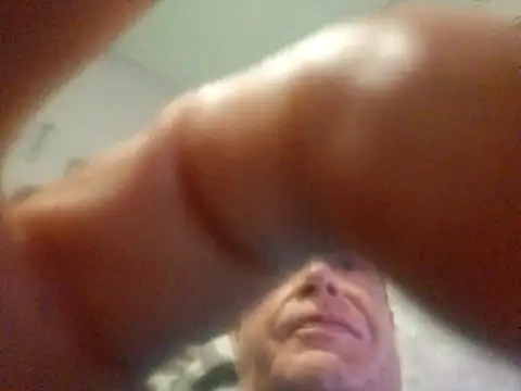 Razorhoof767 online show from January 19, 2026, 5:44 am