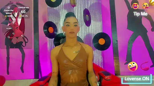 nickyminach  online show from November 15, 2025, 7:18 pm