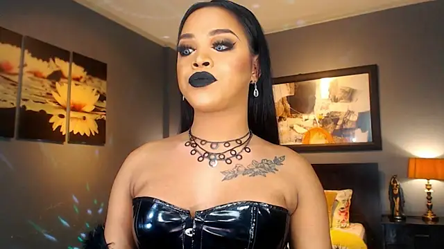 MarryQueen22 online show from March 27, 2026, 1:47 am