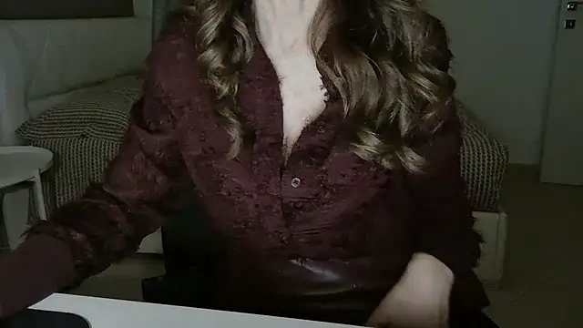 Snapshot of amara_2022 chatting on February 21, 2026, 9:50 pm amara 2022 online show from February 21, 2026, 9:50 pm