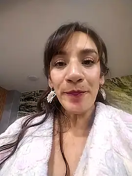 Snapshot of agyness_bell chatting on May 27, 2026, 1:57 am agyness bell online show from May 27, 2026, 1:57 am