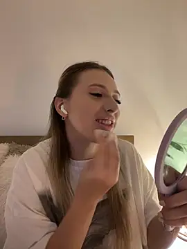 Eva Ryen online show from November 9, 2025, 4:22 pm