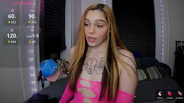 Snapshot of sapphirestorm8 chatting on December 19, 2025, 2:15 am sapphirestorm8 online show from December 19, 2025, 2:15 am