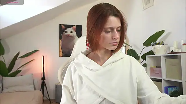 Snapshot of doll_lesli chatting on February 27, 2026, 12:49 pm doll lesli online show from February 27, 2026, 12:49 pm