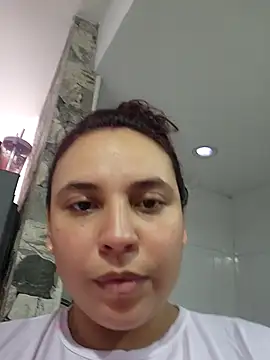 LizzRouse online show from November 28, 2025, 8:31 pm