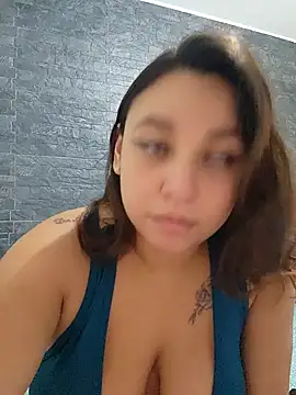 LizzRouse online show from November 19, 2025, 5:35 pm