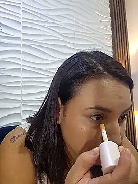 LizzRouse online show from February 4, 2026, 11:27 am