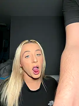 Strongqueen online show from October 31, 2025, 7:21 pm