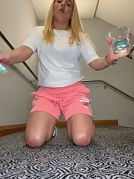 Strongqueen online show from March 20, 2026, 7:26 pm