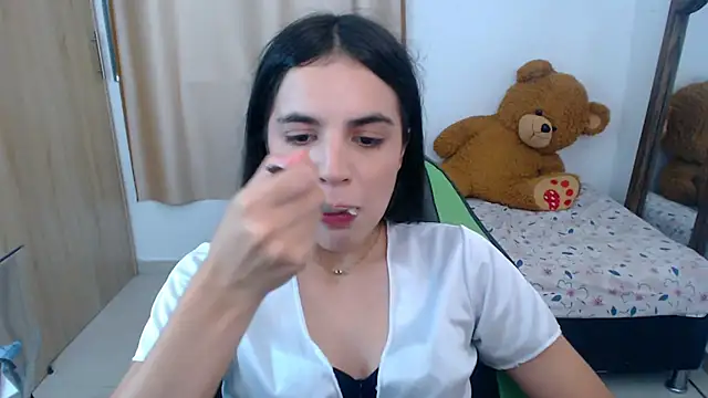  elenna online show from March 1, 2025, 8:32 pm