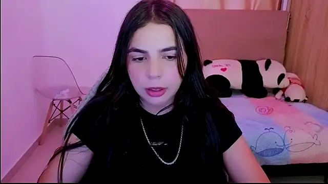  elenna online show from April 10, 2026, 7:21 pm