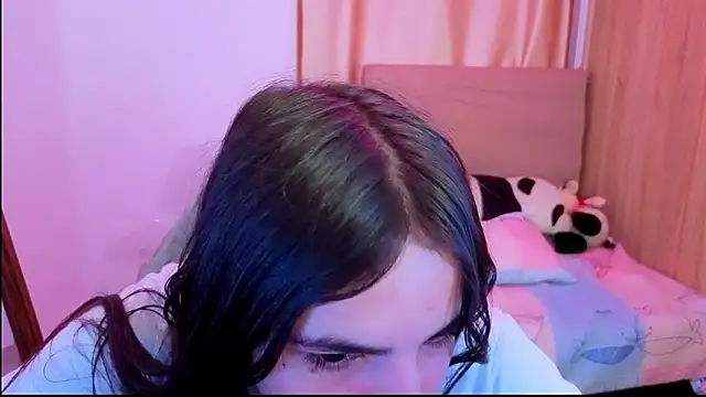  elenna online show from March 11, 2026, 6:13 pm