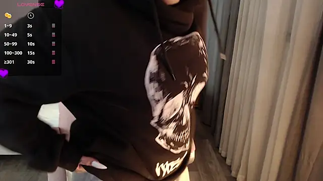 Jessie williams online show from December 28, 2024, 3:47 am