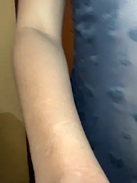 pinkangell online show from April 13, 2026, 12:14 am