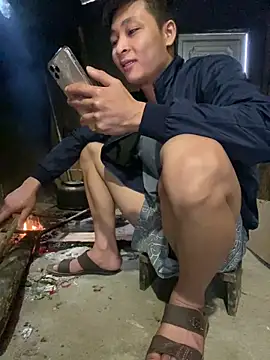 Snapshot of Naughty--asian chatting on March 6, 2025, 1:37 am Naughty--asian online show from March 6, 2025, 1:37 am