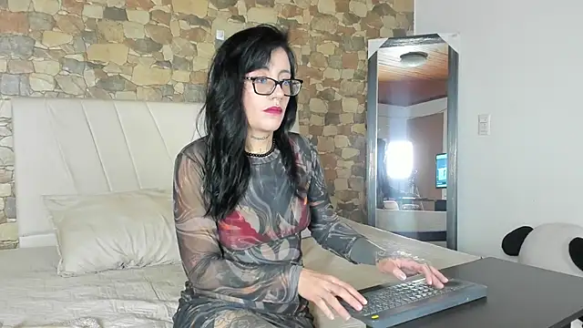 Snapshot of evaa-hall chatting on May 30, 2026, 12:33 pm evaa-hall online show from May 30, 2026, 12:33 pm
