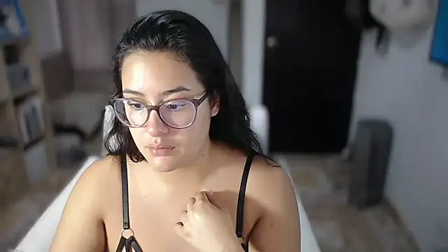 ZabathMiller online show from December 4, 2025, 6:40 pm