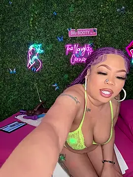 ThickAssRena online show from January 6, 2026, 10:41 am