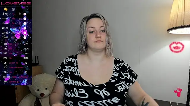 Christen John lover online show from March 3, 2025, 5:41 pm