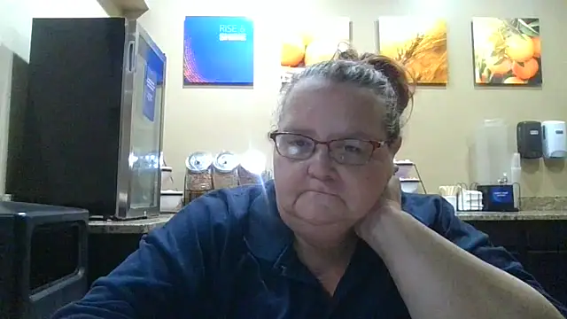 Snapshot of Hornybbw1978 chatting on October 16, 2025, 6:43 am Hornybbw1978 online show from October 16, 2025, 6:43 am