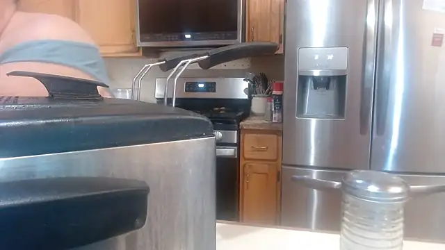 Hornybbw1978 online show from October 23, 2025, 11:58 pm