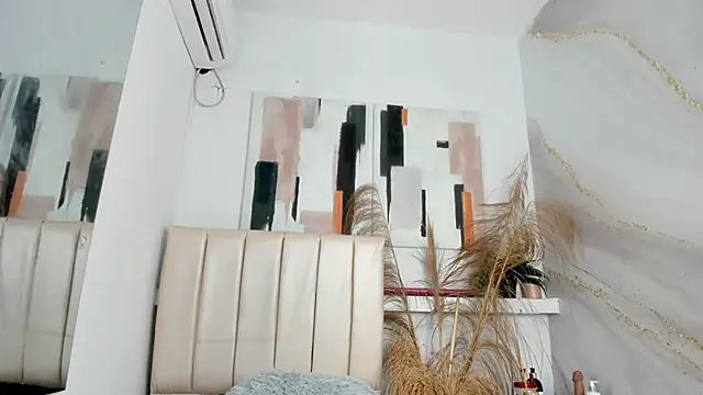 kristyl paez online show from February 5, 2026, 5:53 pm