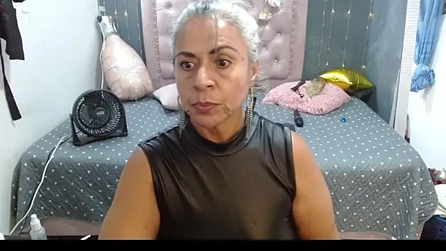 Snapshot of lalisha_96 chatting on March 1, 2026, 12:10 am lalisha 96 online show from March 1, 2026, 12:10 am