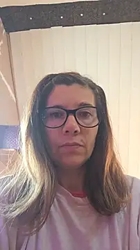 Lina lou4 online show from December 18, 2025, 8:41 am