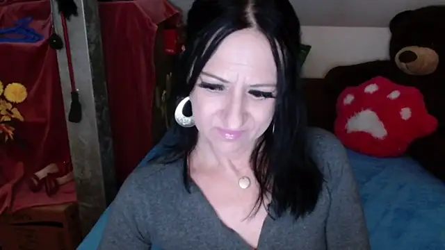 DebraMilf online show from January 19, 2025, 7:37 pm