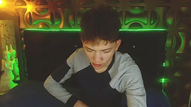 cruz dante online show from April 19, 2026, 7:16 pm