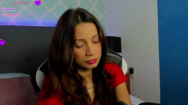 cora 22 online show from September 11, 2025, 12:49 pm