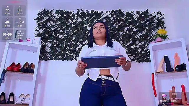 louise nails online show from March 15, 2026, 2:57 pm