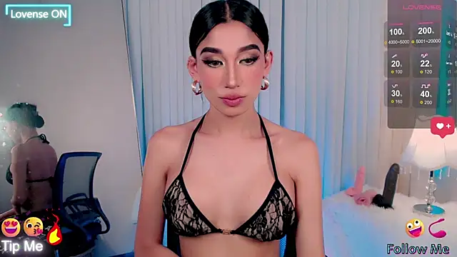 Snapshot of FuckDoll_Nathalie chatting on March 18, 2025, 7:33 am FuckDoll Nathalie online show from March 18, 2025, 7:33 am