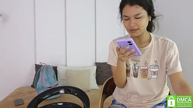 Snapshot of sexychanell_18 chatting on October 6, 2025, 1:01 pm sexychanell 18 online show from October 6, 2025, 1:01 pm