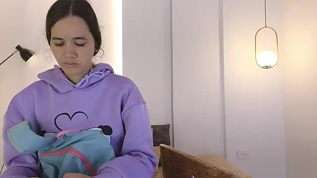 sexychanell 18 online show from April 9, 2026, 1:17 pm