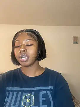 Snapshot of TinyBlazian901 chatting on February 20, 2026, 3:58 pm TinyBlazian901 online show from February 20, 2026, 3:58 pm