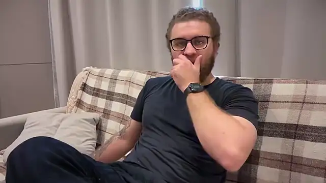Snapshot of Bear_bear_ chatting on May 21, 2026, 9:17 am Bear bear online show from May 21, 2026, 9:17 am