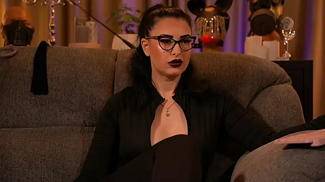 kelly kent online show from October 27, 2025, 12:33 am