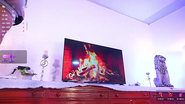 Snapshot of lara_giraldo chatting on February 15, 2026, 1:50 am lara giraldo online show from February 15, 2026, 1:50 am