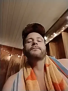 ShaneJames11 online show from May 18, 2026, 12:33 am