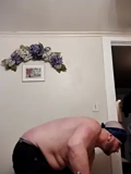 Snapshot of ShaneJames11 chatting on February 2, 2026, 8:13 am ShaneJames11 online show from February 2, 2026, 8:13 am