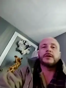 Snapshot of ShaneJames11 chatting on February 2, 2026, 8:19 pm ShaneJames11 online show from February 2, 2026, 8:19 pm