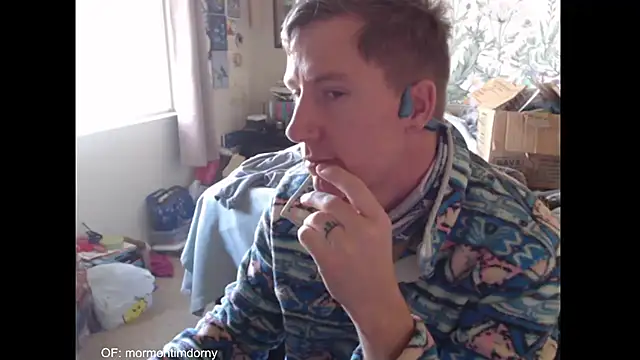 MormonPineapples online show from November 18, 2025, 6:22 pm