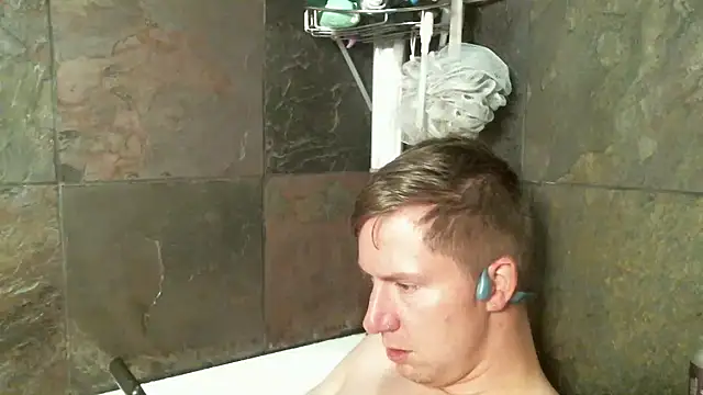 MormonPineapples online show from February 9, 2025, 4:36 am