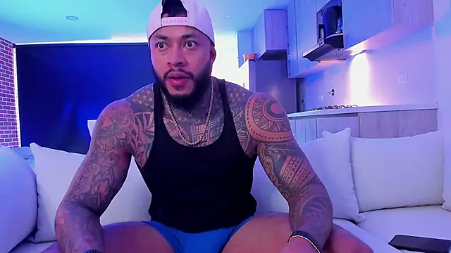muscle man16 online show from September 21, 2025, 12:21 pm