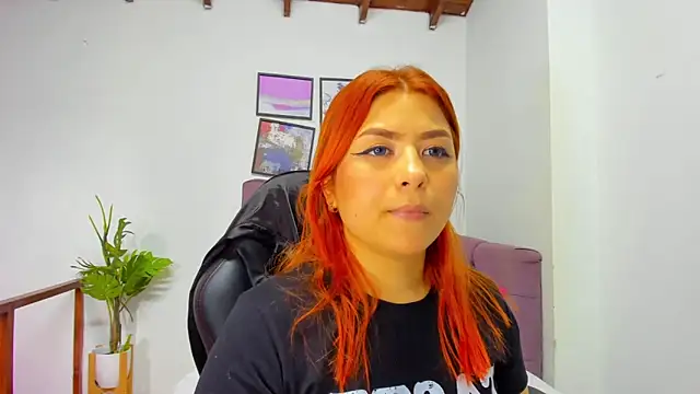 Gretta Queen online show from November 12, 2025, 5:28 pm