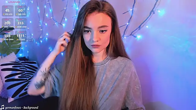 xwiuiwx online show from March 6, 2025, 6:59 pm