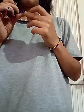 valeriaswang Lucas online show from December 1, 2025, 3:24 pm