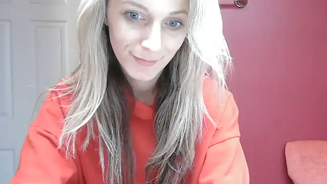 Heyitsmee33 online show from December 9, 2024, 11:24 pm